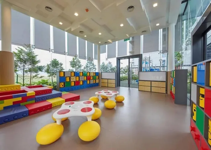 A2305 Grand Medini Studio 100Mbps Netflix By Stay
